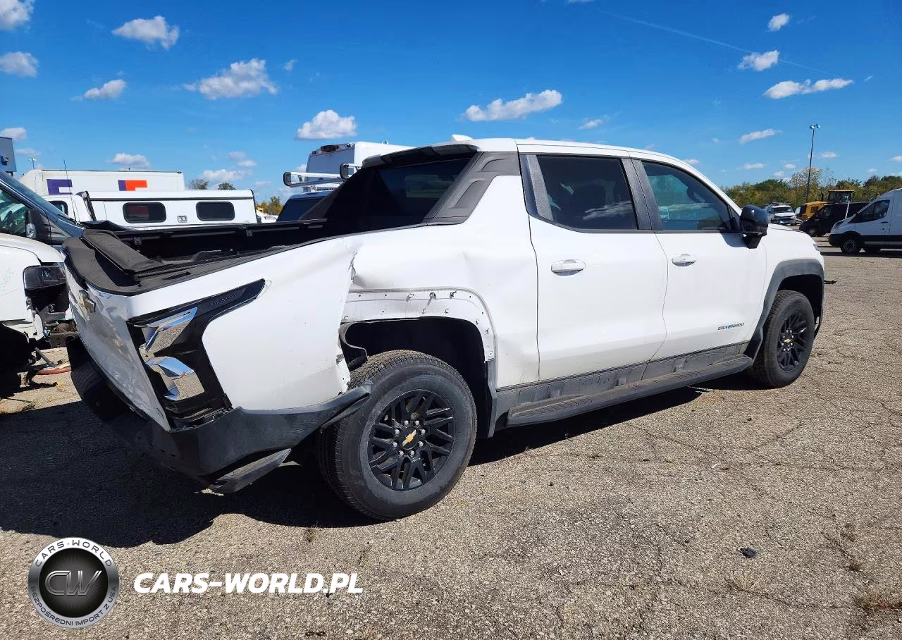2024 Chevrolet Silverado VIN:1GC10VEL7RU200125 - 3
