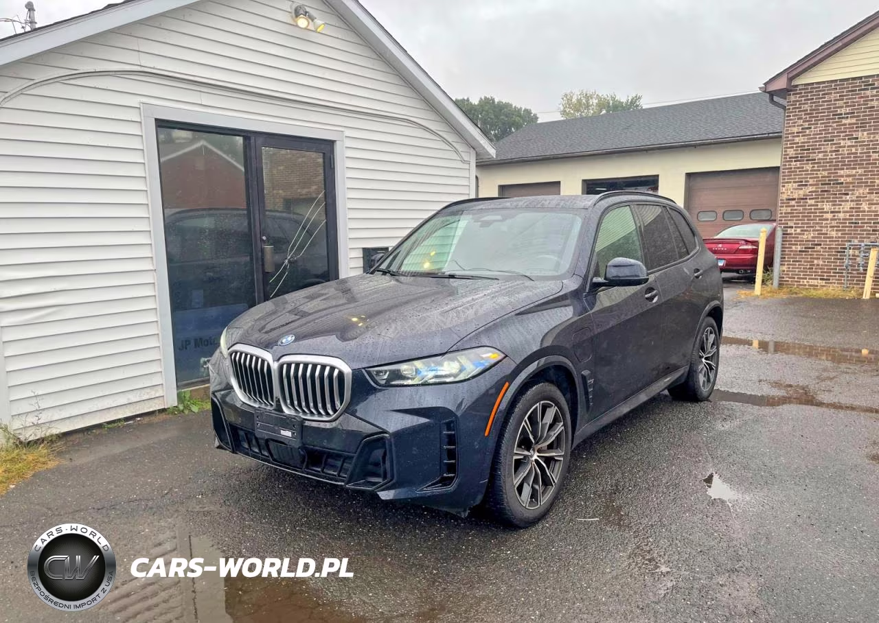 2024 BMW X5 xDrive50E
