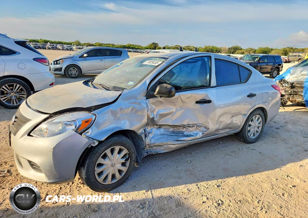 2014 Nissan Versa 1.6 S