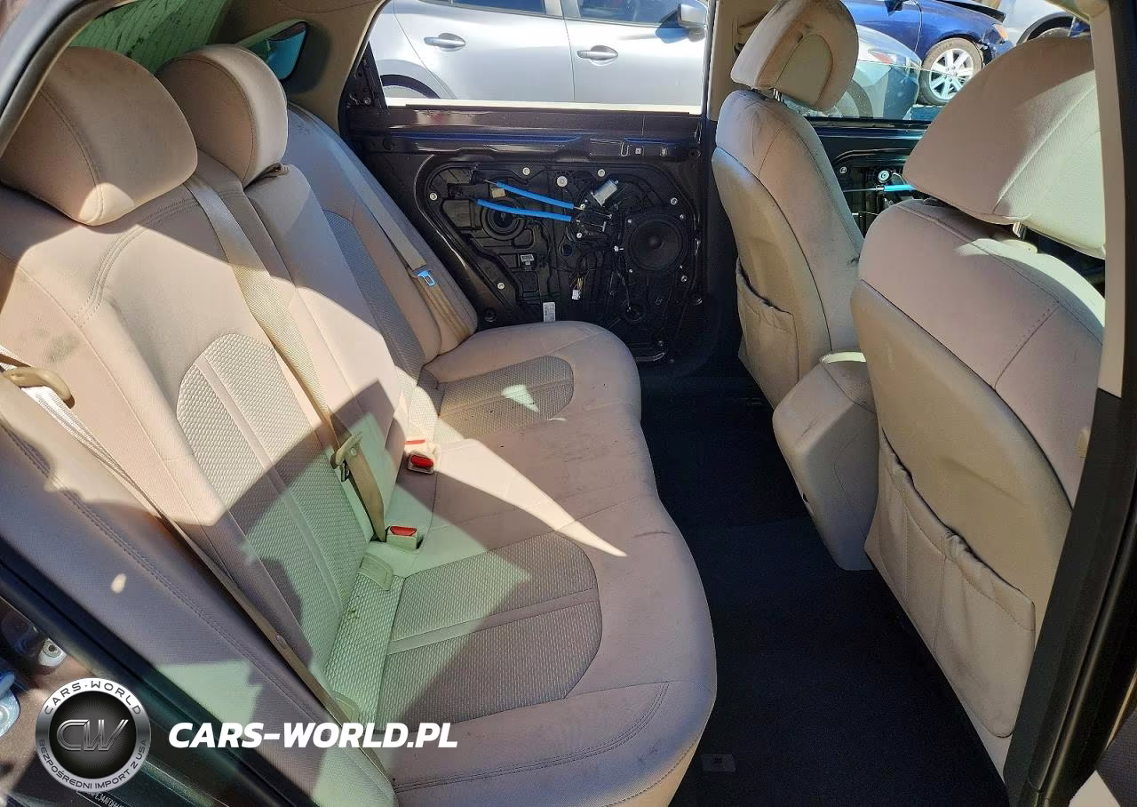2017 Hyundai Sonata Sport VIN:5NPE34AF0HH470177 - 10