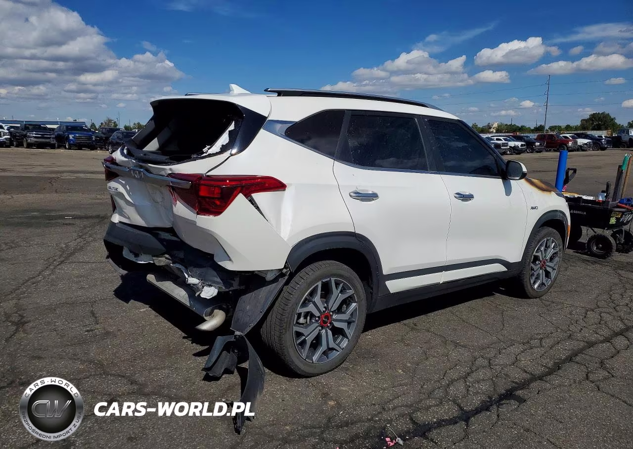2023 Kia Seltos Sx VIN:KNDETCA23P7366485 - 3