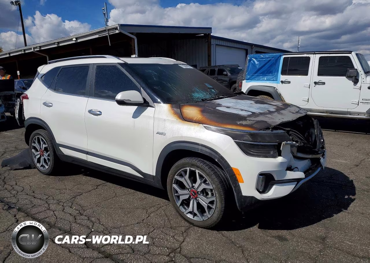 2023 Kia Seltos Sx VIN:KNDETCA23P7366485 - 4