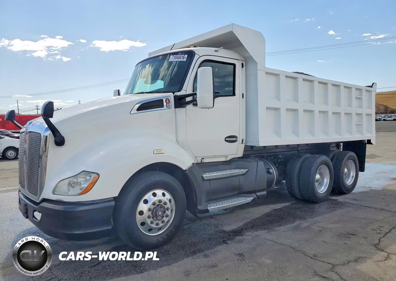 2017 Kenworth T680 Dump Truck