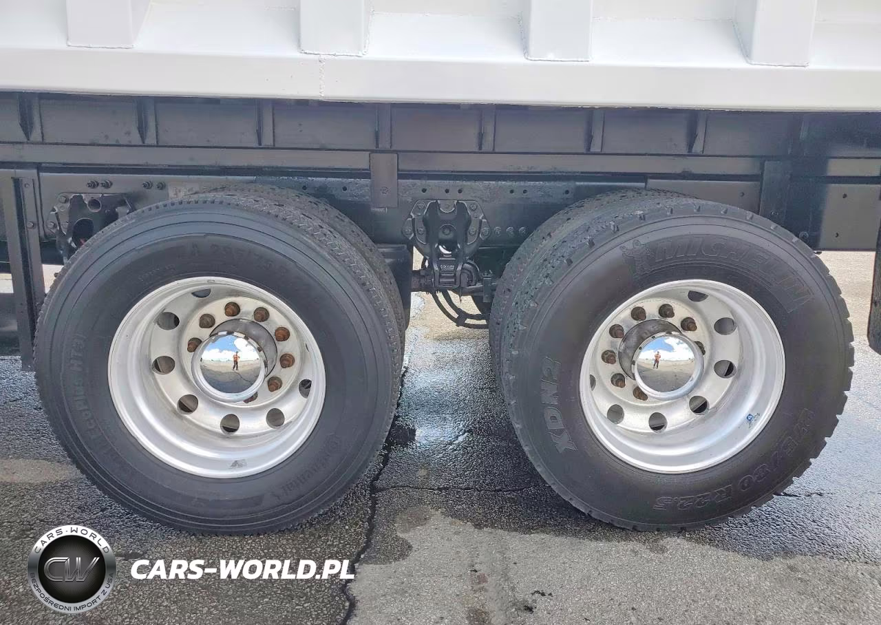2017 Kenworth T680 Dump Truck VIN:1XKYA48X2HJ160397 - 13