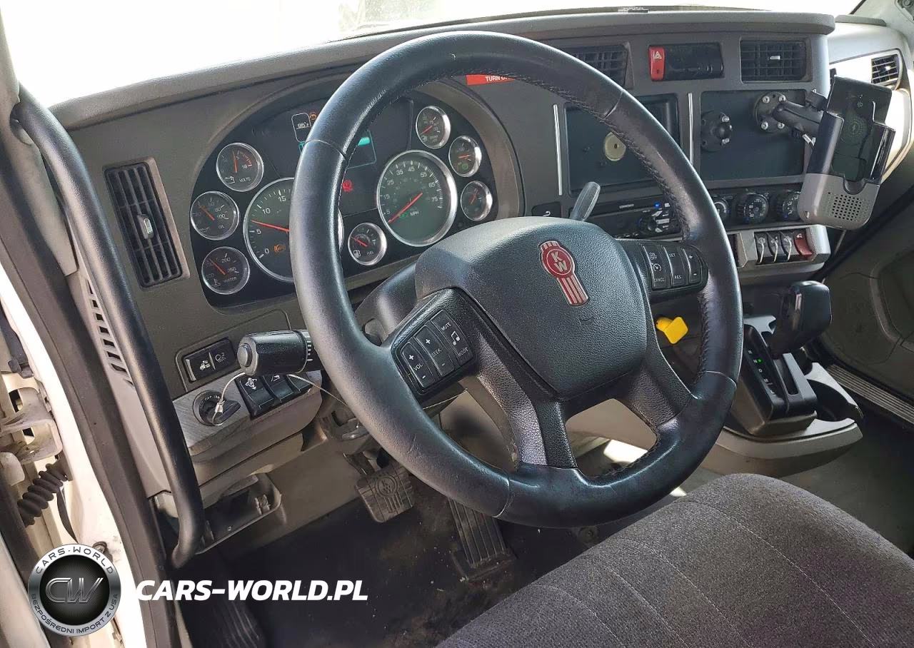 2017 Kenworth T680 Dump Truck VIN:1XKYA48X2HJ160397 - 8