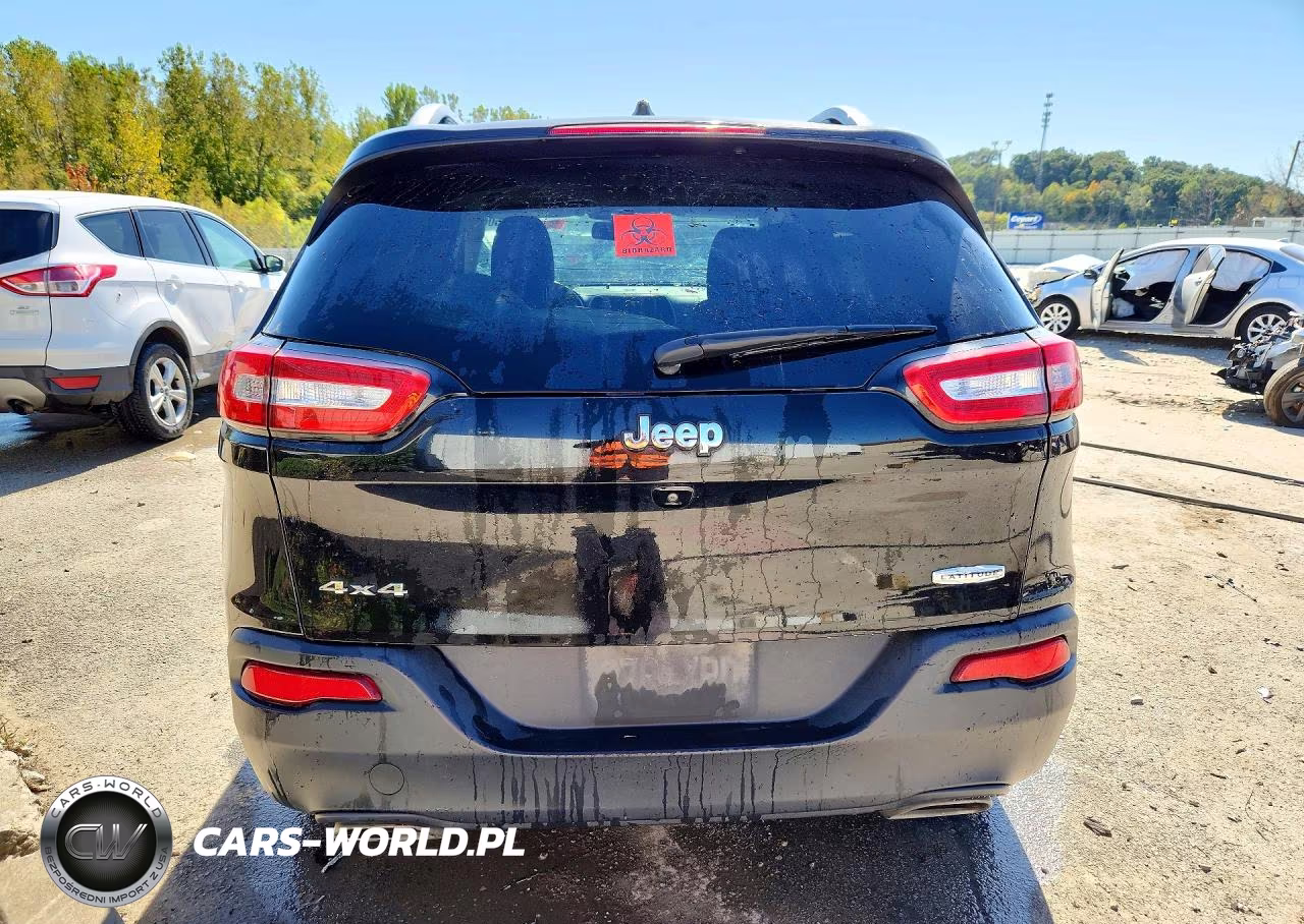2018 Jeep Cherokee Latitude VIN:1C4PJMCX7JD615036 - 6