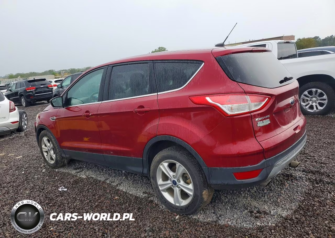 FORD ESCAPE SE VIN:1FMCU0GX8GUA10567 - 2