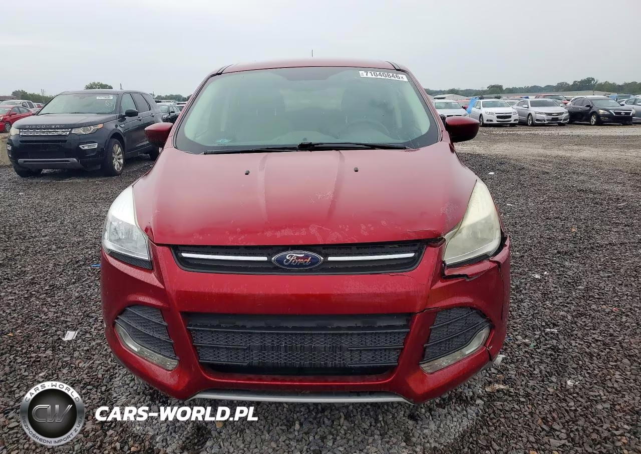 FORD ESCAPE SE VIN:1FMCU0GX8GUA10567 - 5
