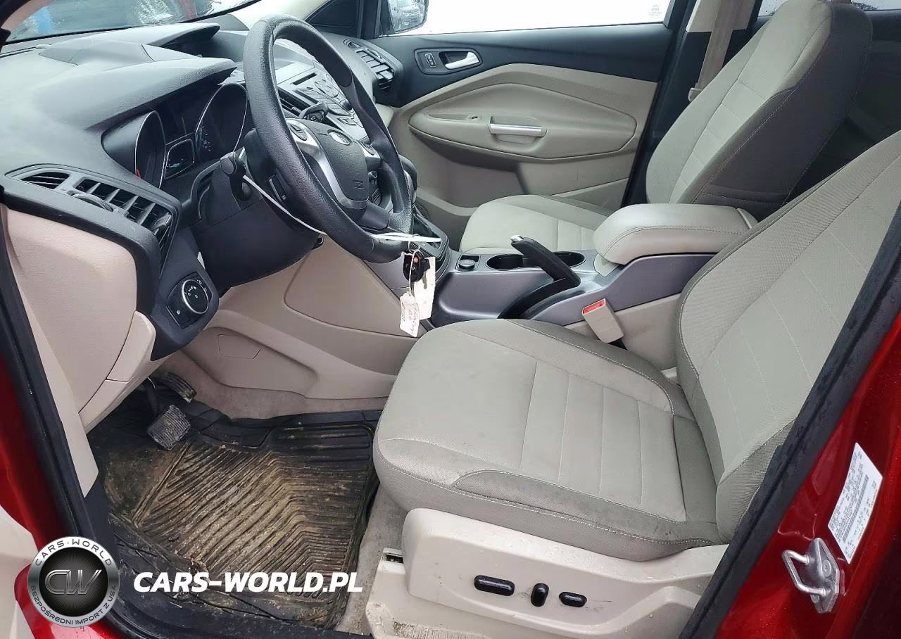 FORD ESCAPE SE VIN:1FMCU0GX8GUA10567 - 7