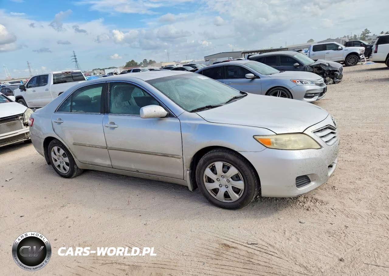 2011 Toyota Camry Le VIN:4T4BF3EK1BR123936 - 4