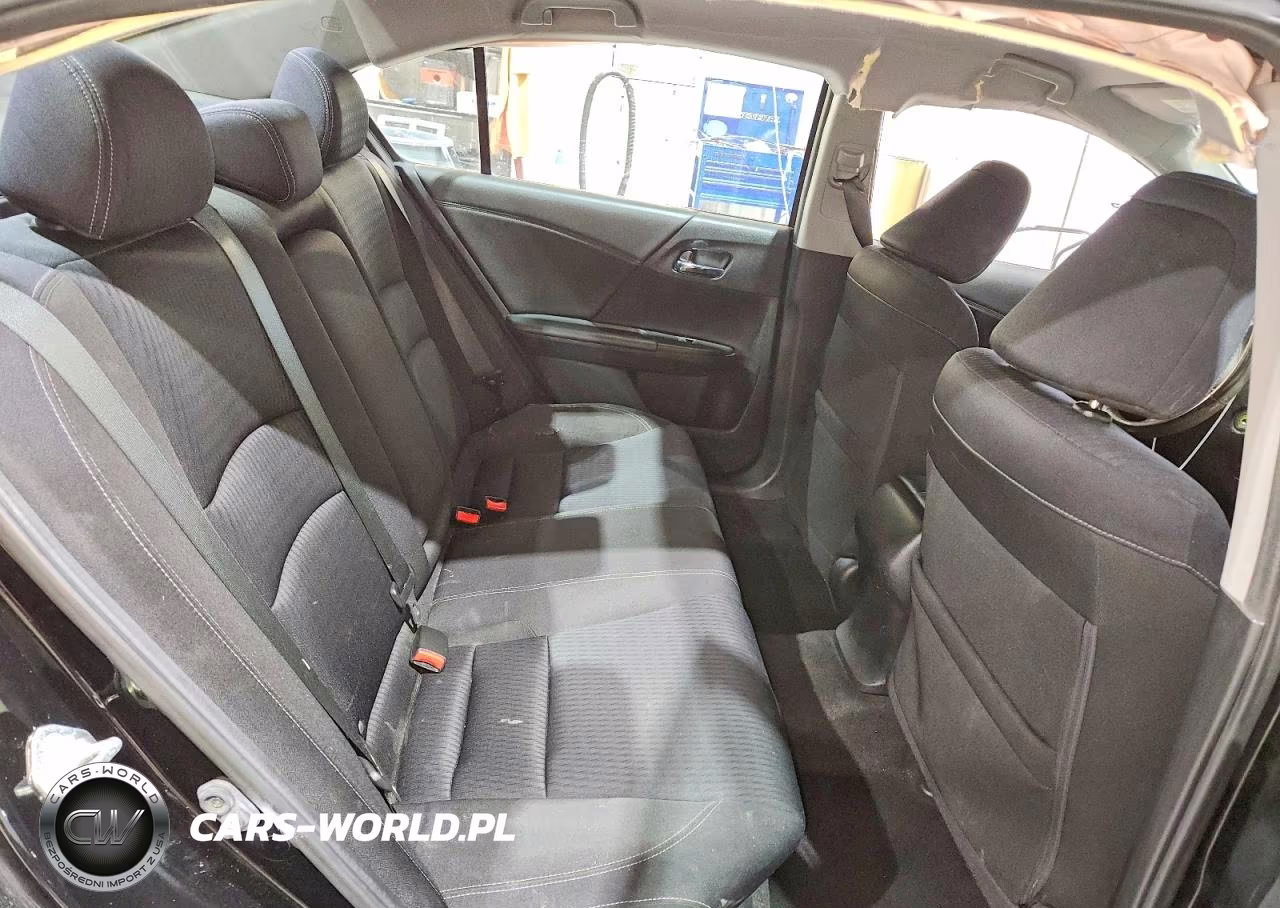 2015 Honda Accord Sport VIN:1HGCR2F52FA267209 - 10