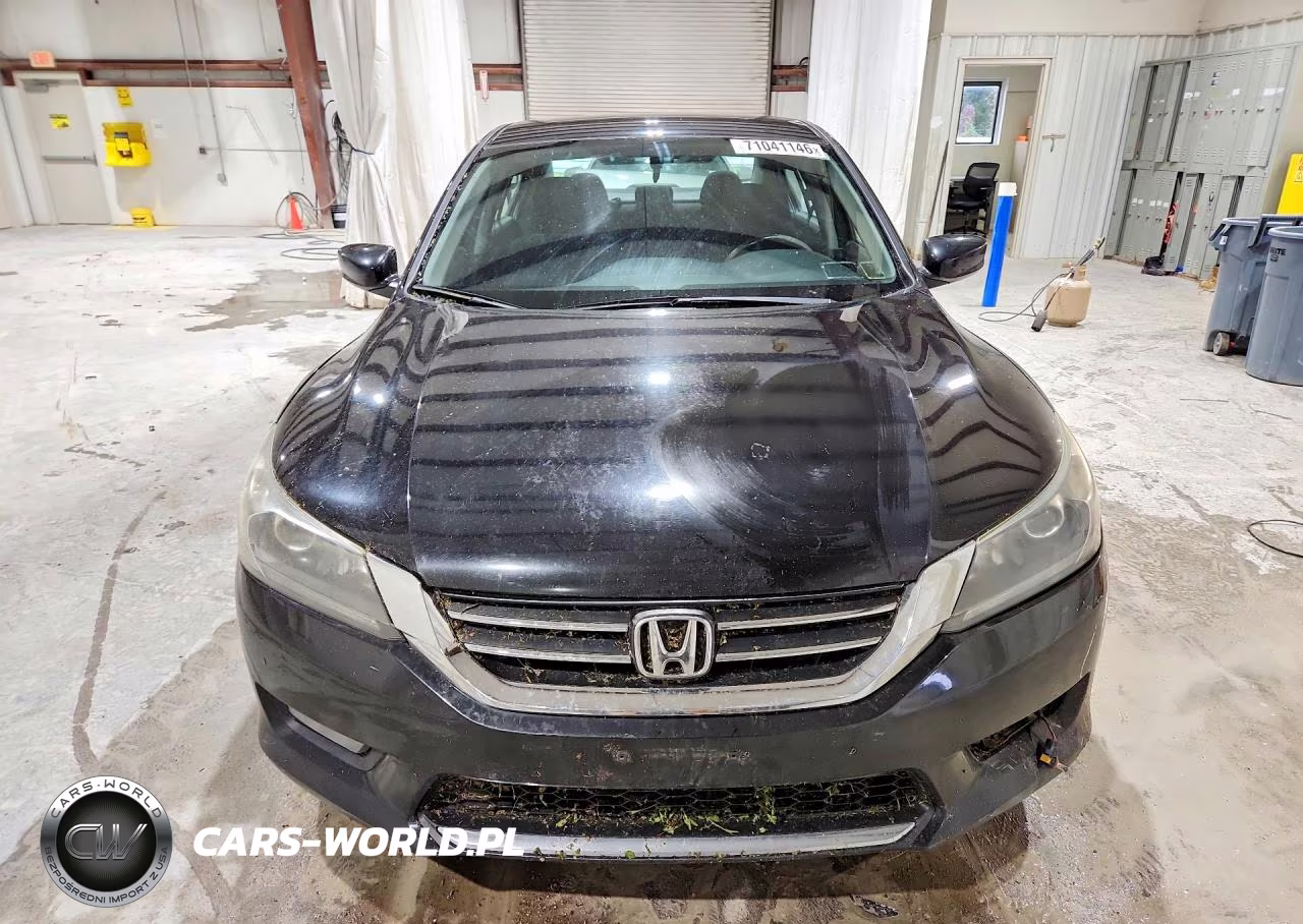 2015 Honda Accord Sport VIN:1HGCR2F52FA267209 - 5