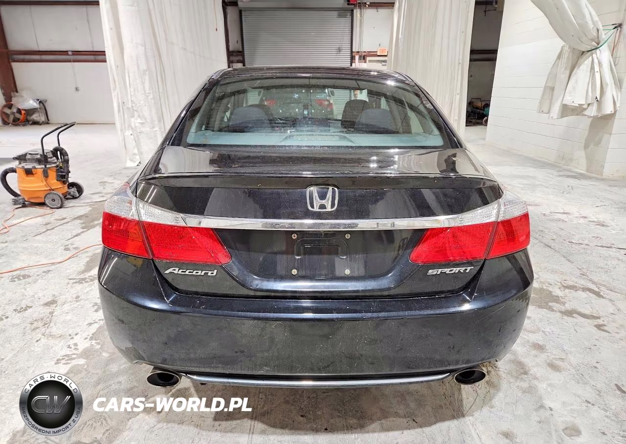 2015 Honda Accord Sport VIN:1HGCR2F52FA267209 - 6