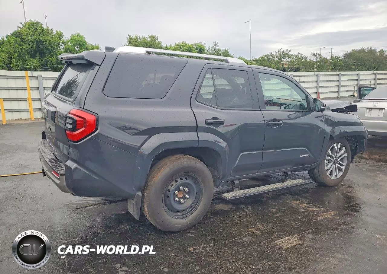 2025 Toyota 4Runner Limited VIN:JTEVA5BR1S5041847 - 3