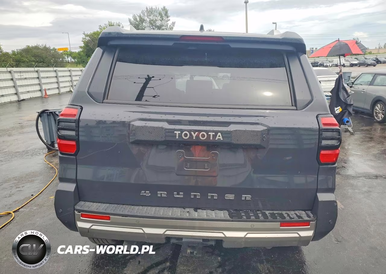 2025 Toyota 4Runner Limited VIN:JTEVA5BR1S5041847 - 6