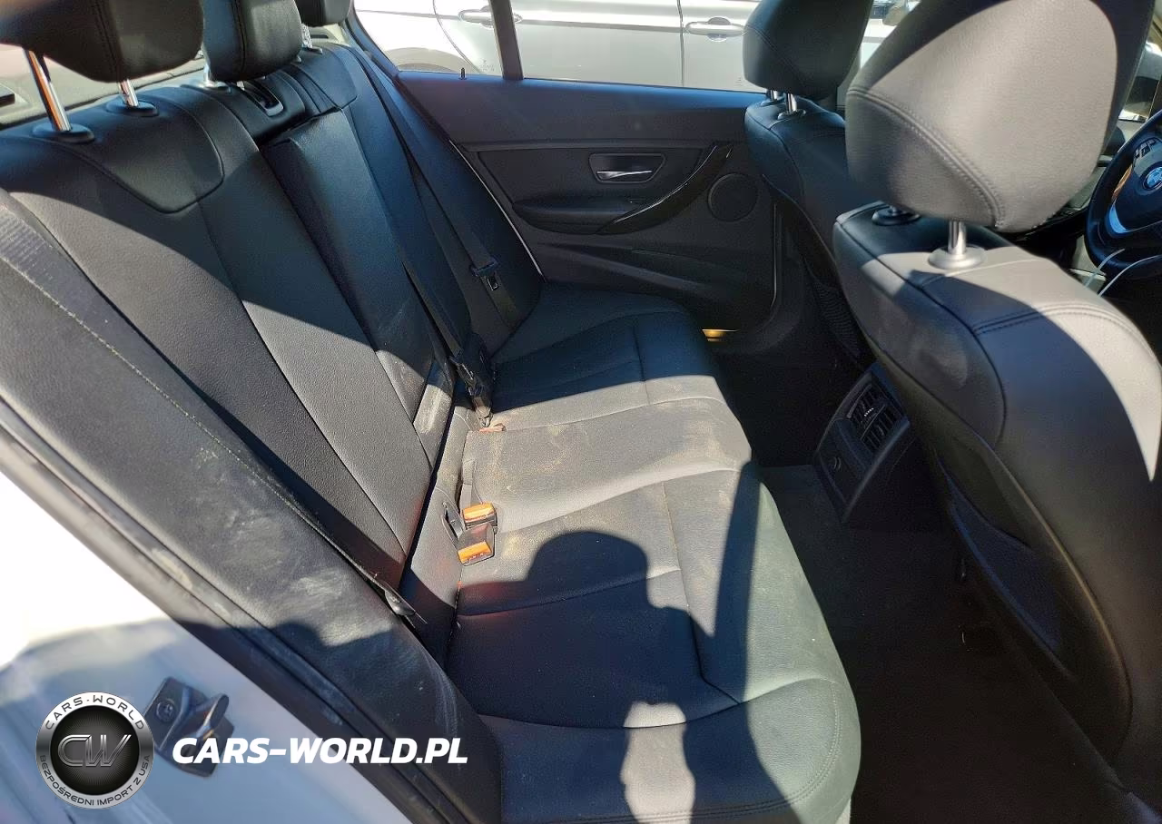2015 BMW 328 Xi VIN:WBA3B3G50FNT18395 - 10