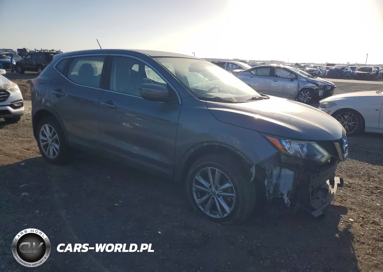 2017 Nissan Rogue Sport S VIN:JN1BJ1CP7HW036123 - 4