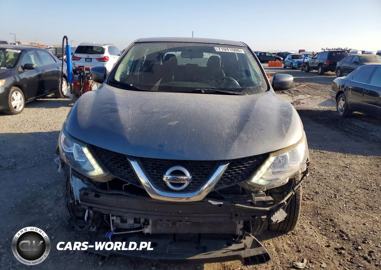 2017 Nissan Rogue Sport S VIN:JN1BJ1CP7HW036123 - 5
