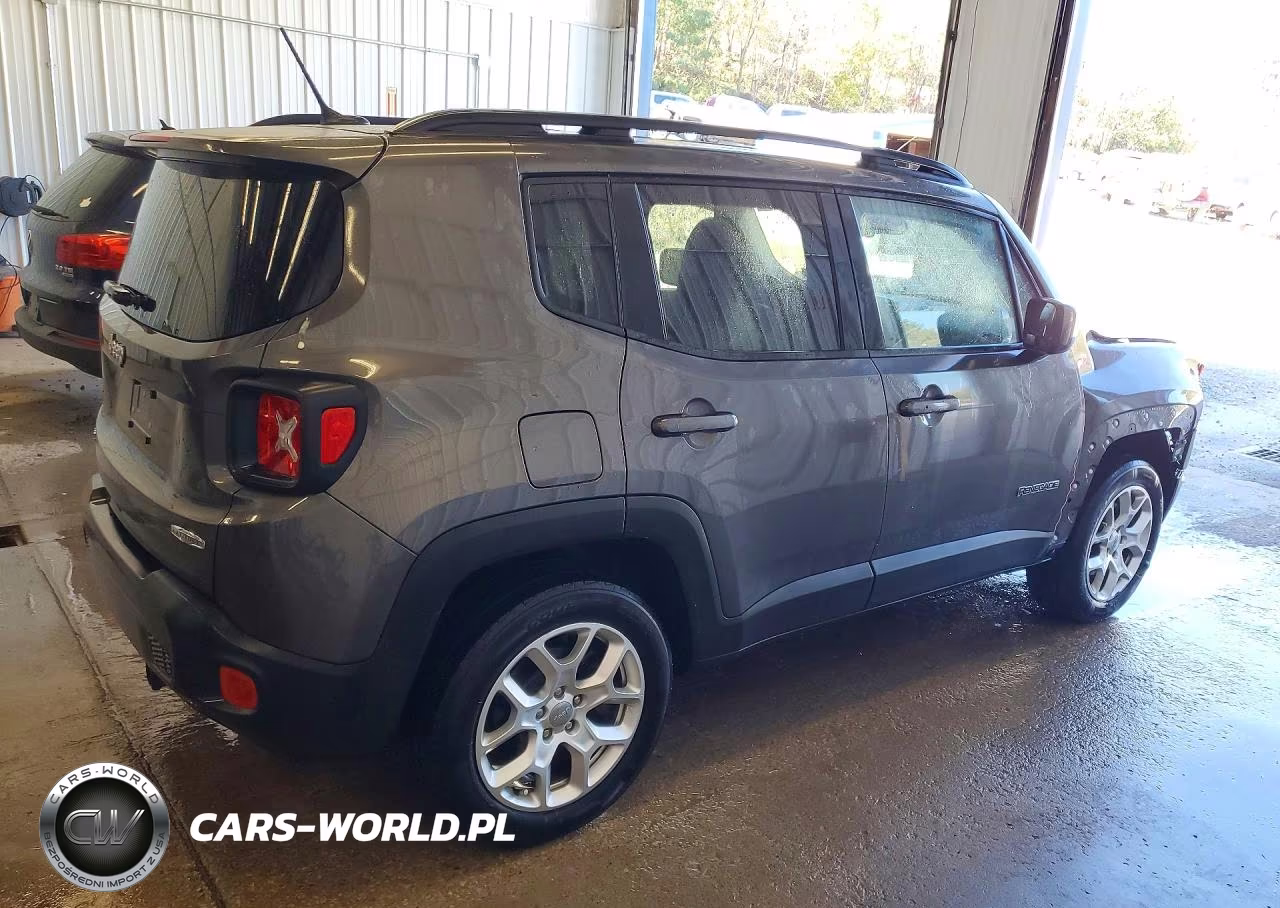 2016 Jeep Renegade Latitude VIN:ZACCJBBT0GPD90695 - 3