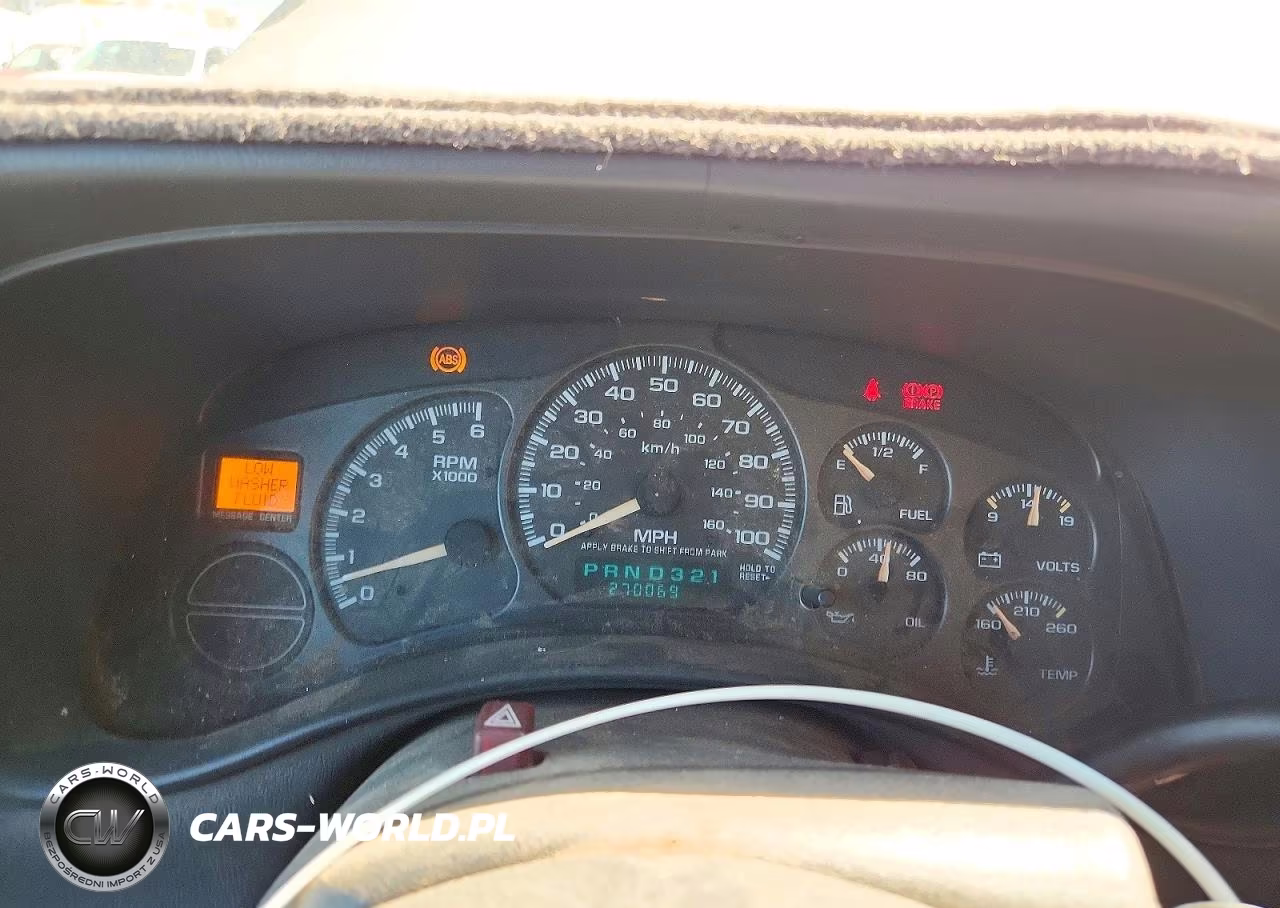 2001 Chevrolet Silverado C1500 VIN:2GCEC19V811379823 - 9