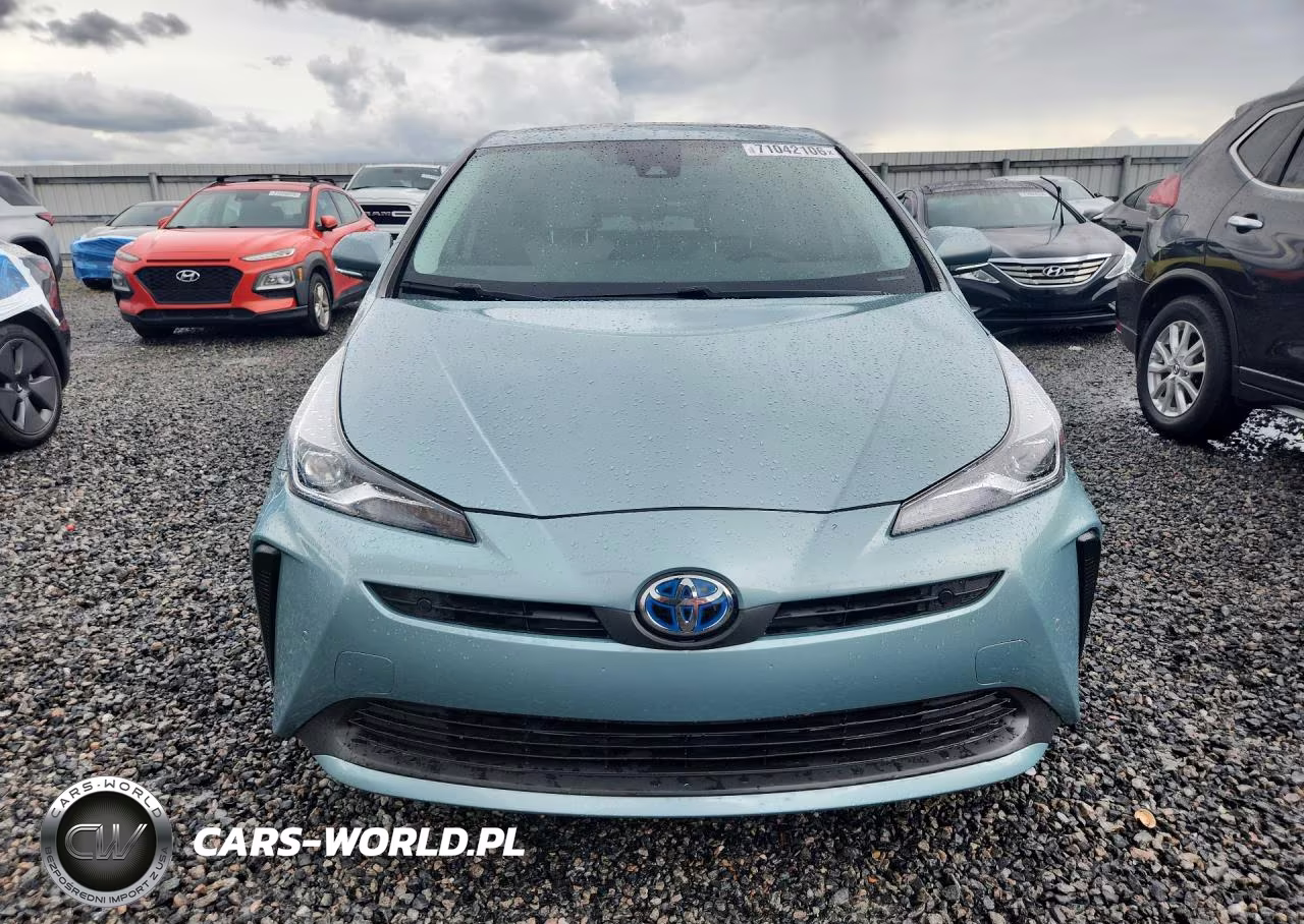 2021 Toyota Prius Xle VIN:JTDKAMFU2M3145665 - 5