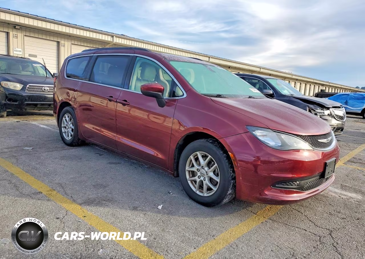 2021 Chrysler Voyager Lxi VIN:2C4RC1DG9MR523430 - 4