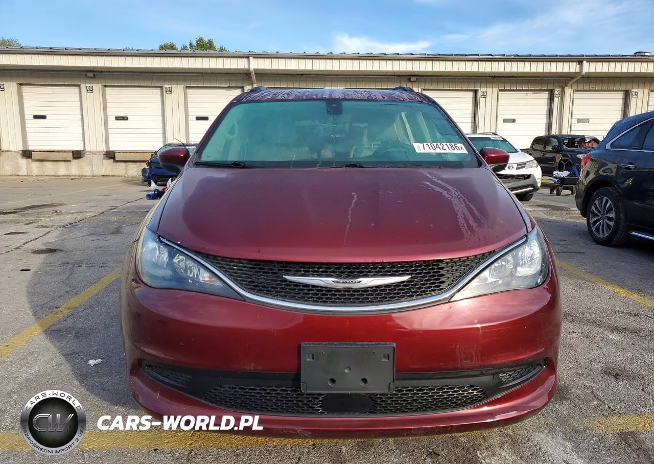 2021 Chrysler Voyager Lxi VIN:2C4RC1DG9MR523430 - 5