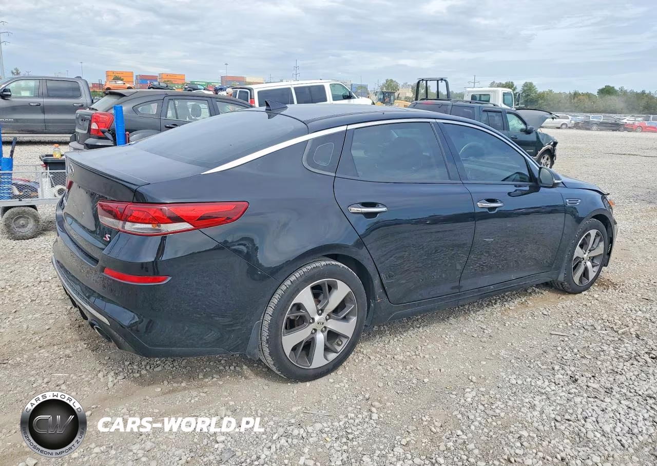 2019 Kia Optima S VIN:5XXGT4L39KG292655 - 3