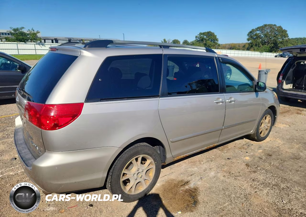 2006 Toyota Sienna Le VIN:5TDBA23C26S063467 - 3