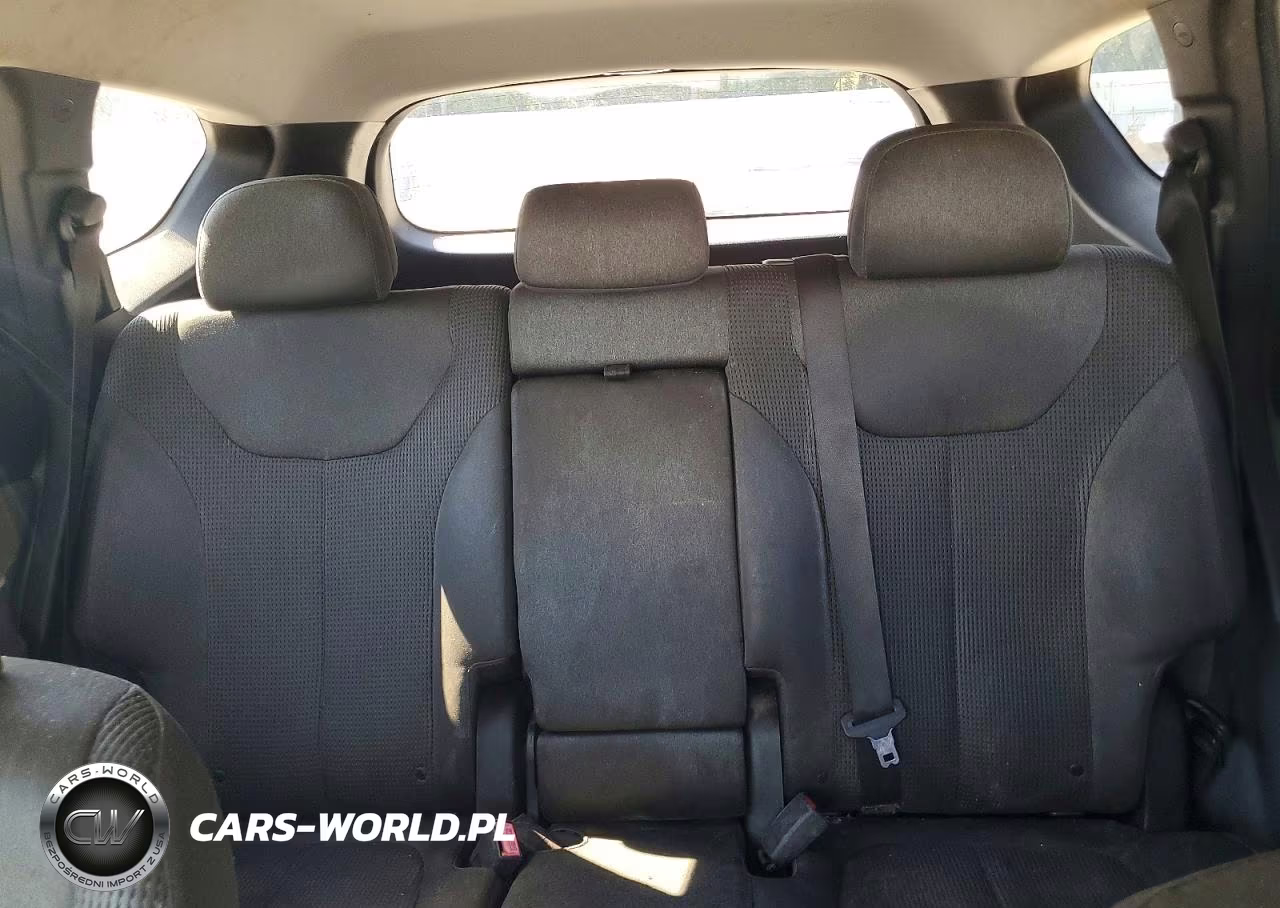 2019 Hyundai Santa Fe Se VIN:5NMS23AD1KH082569 - 10