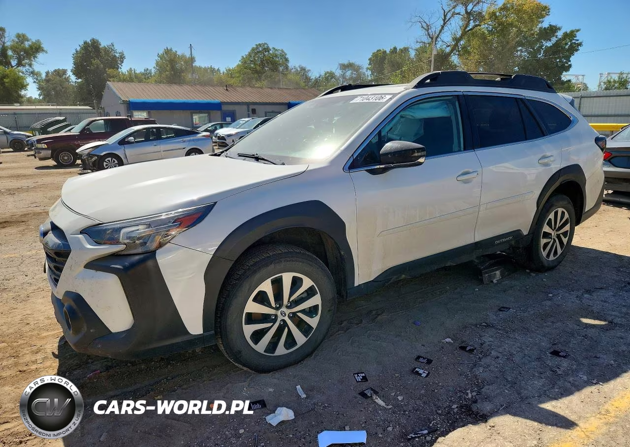 2025 Subaru Outback Premium