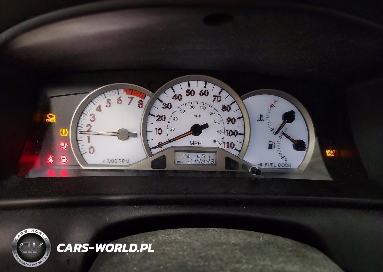 2005 Toyota Corolla S VIN:1NXBR30E45Z380581 - 9