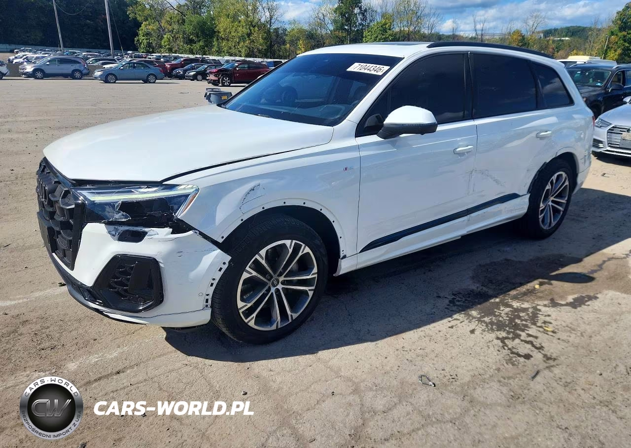 2026 Audi Q7 Premium