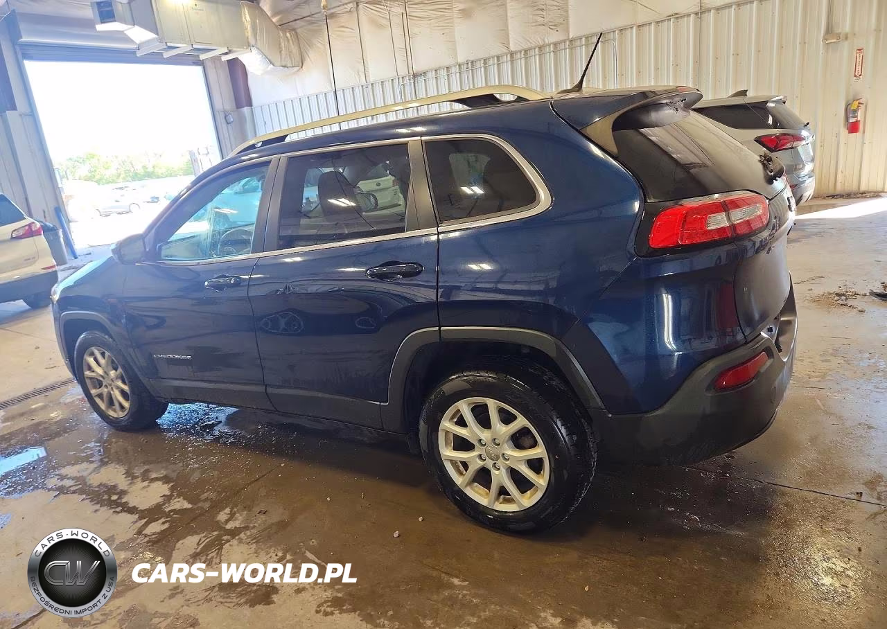 2018 Jeep Cherokee Latitude VIN:1C4PJLCB6JD553708 - 2