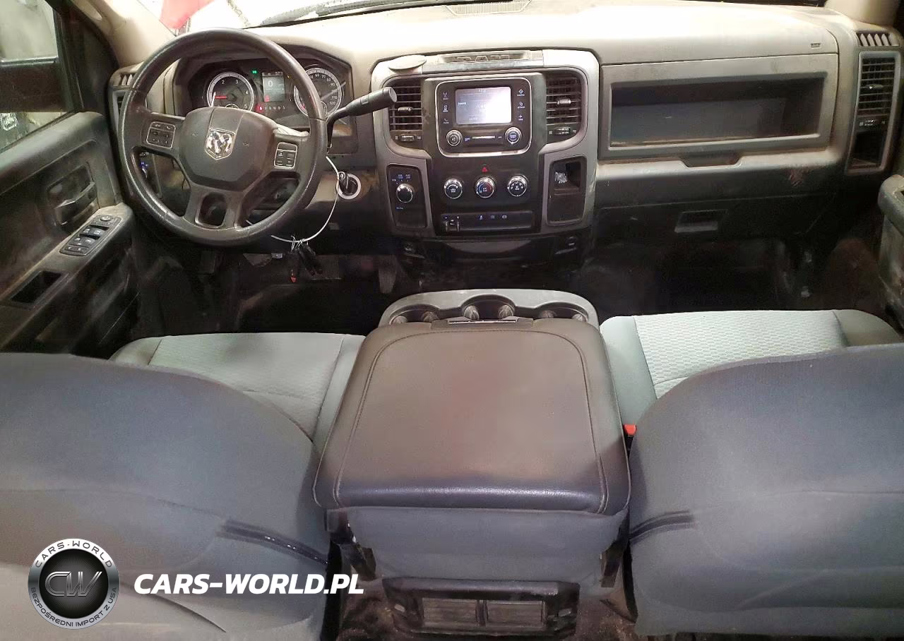 2018 Ram 2500 St VIN:3C6UR5HL8JG114934 - 8