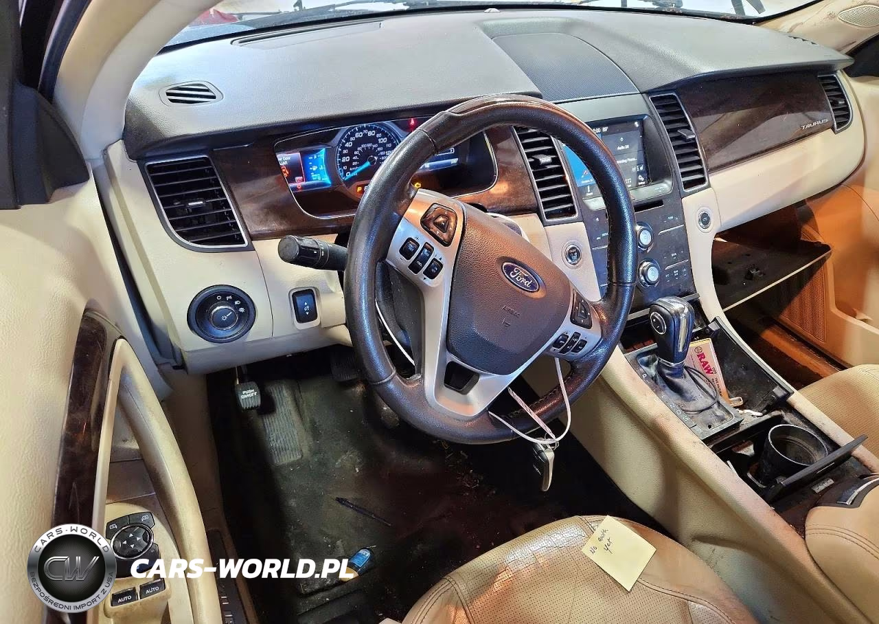 2016 Ford Taurus Limited VIN:1FAHP2F80GG149930 - 8