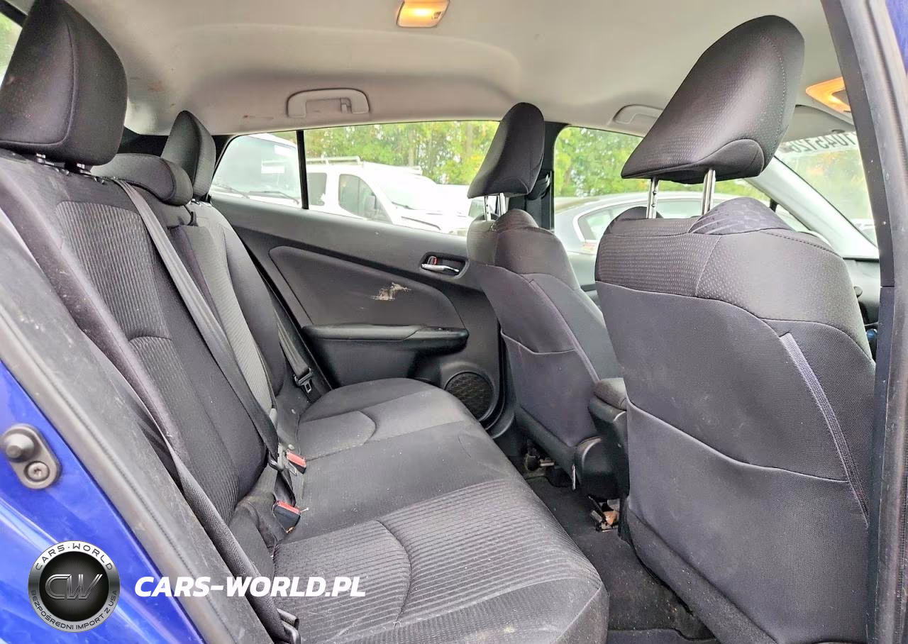 2016 Toyota Prius Two VIN:JTDKBRFU3G3516783 - 10