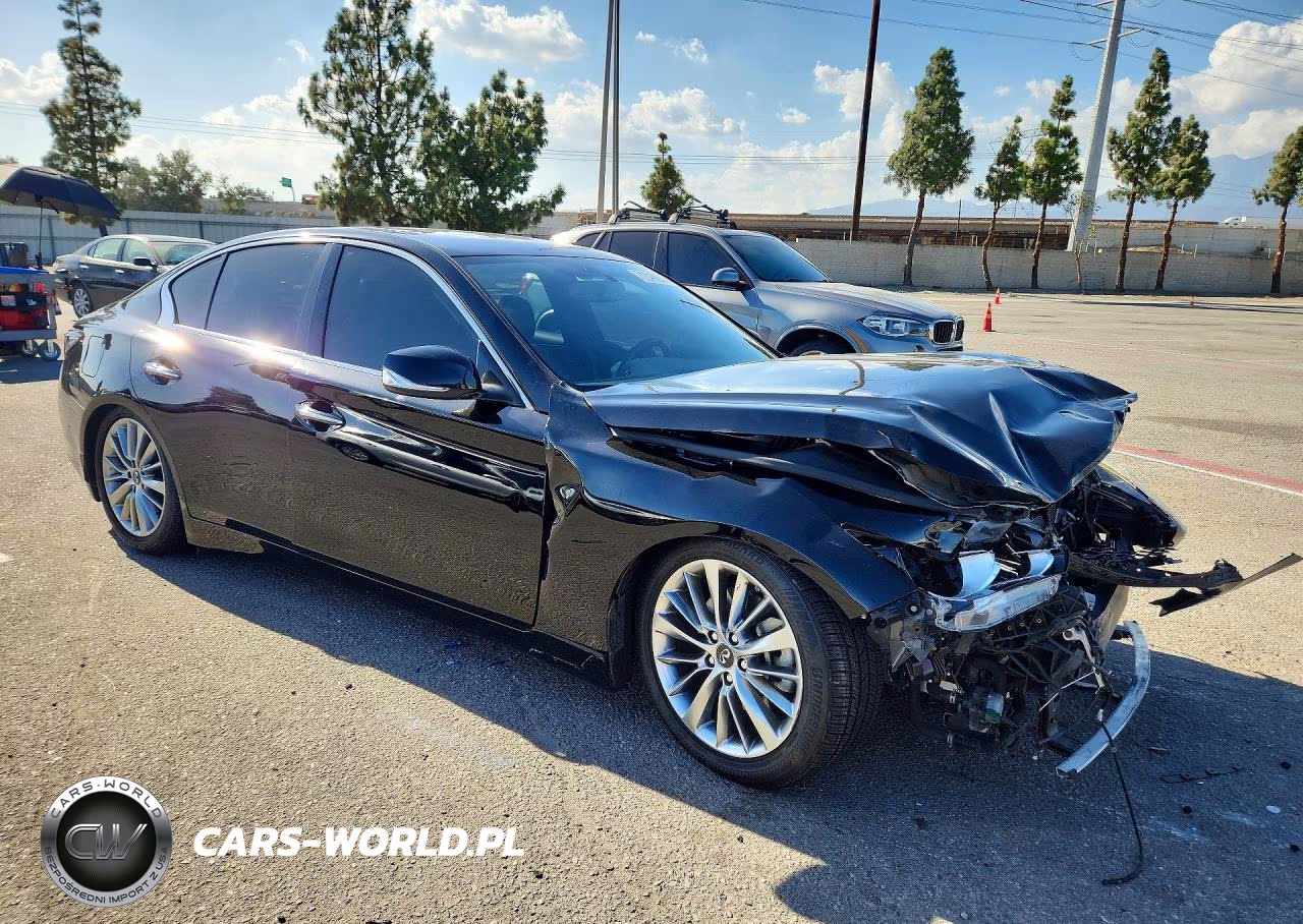 2018 Infiniti Q50 3.0T Luxe VIN:JN1EV7AP3JM360551 - 4