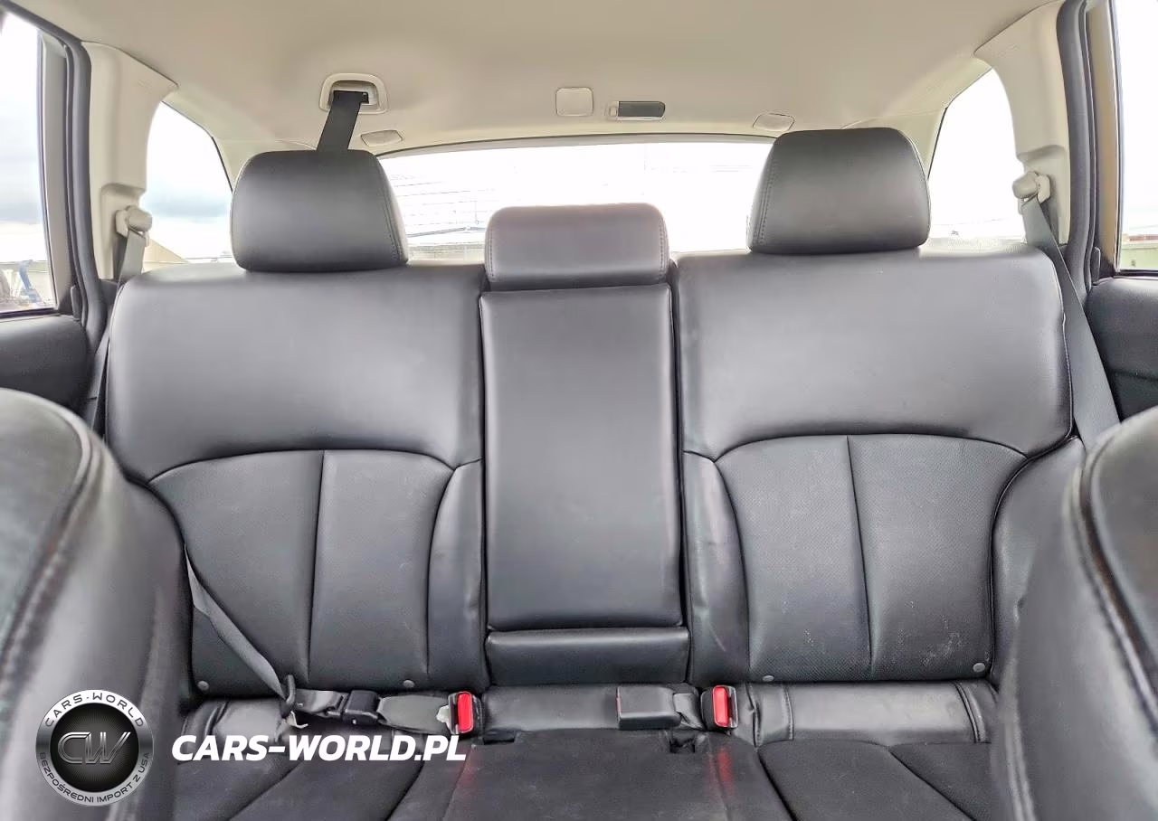 2010 Subaru Outback 3.6R Limited VIN:4S4BRDKC2A2332178 - 10