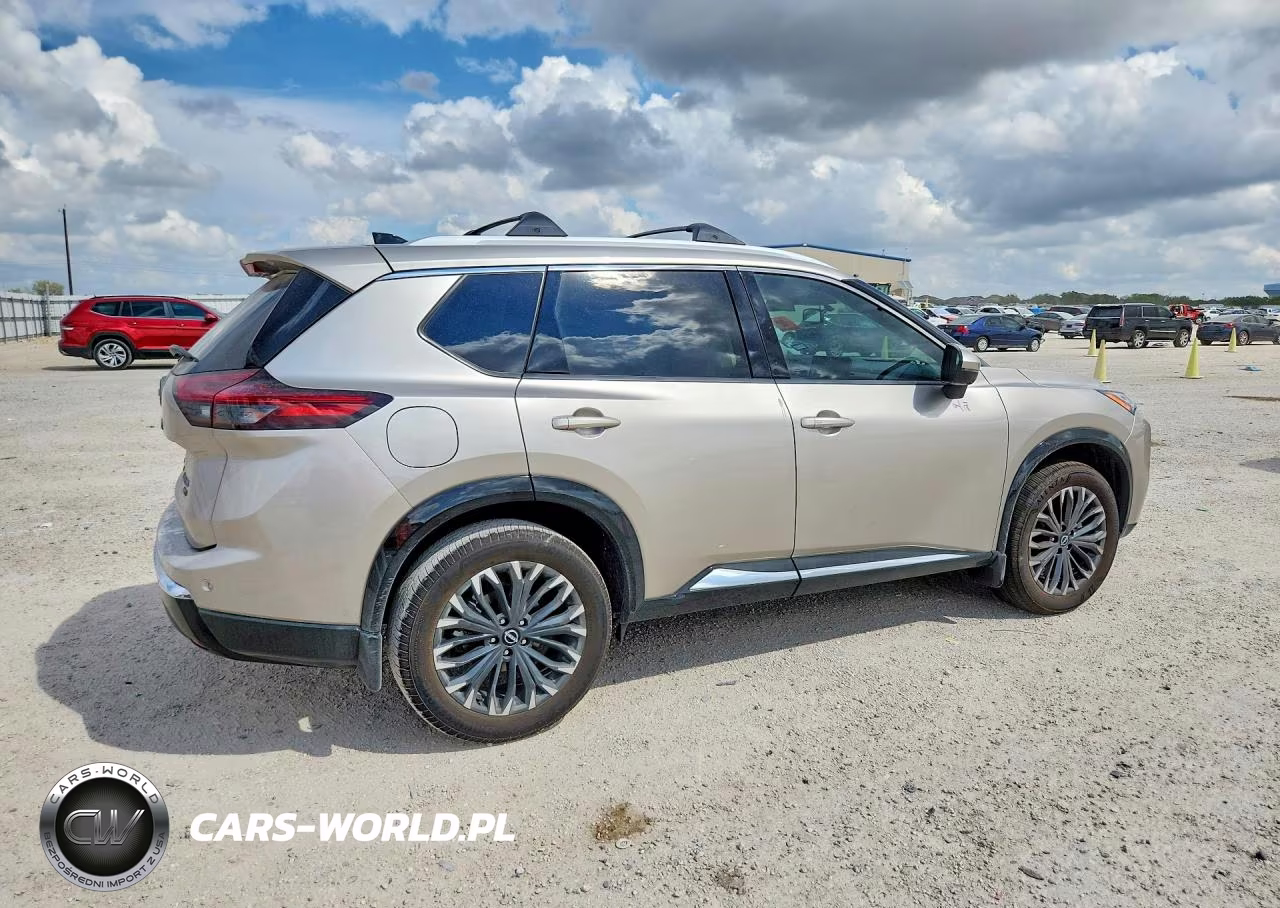 2026 Nissan Rogue Platinum VIN:JN8BT3DD0TW318818 - 3