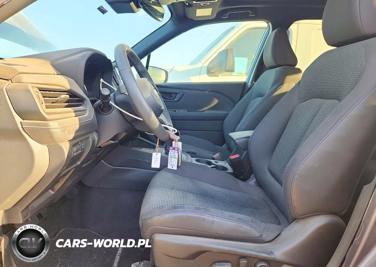 2025 Subaru Forester Premium VIN:JF2SLDDC2SH609186 - 7