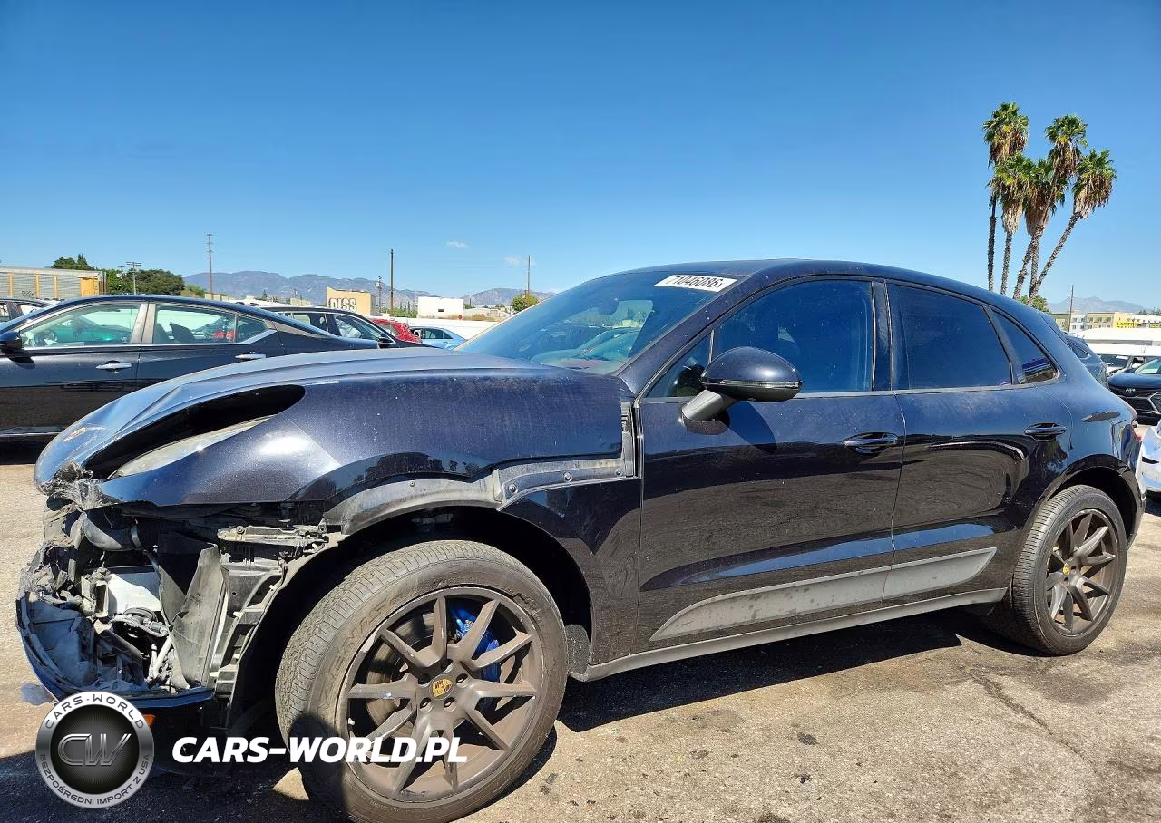 2015 Porsche Macan S