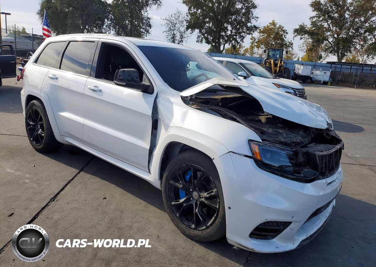 2019 Jeep Grand Cherokee Srt-8 VIN:1C4RJFDJ2KC568228 - 4