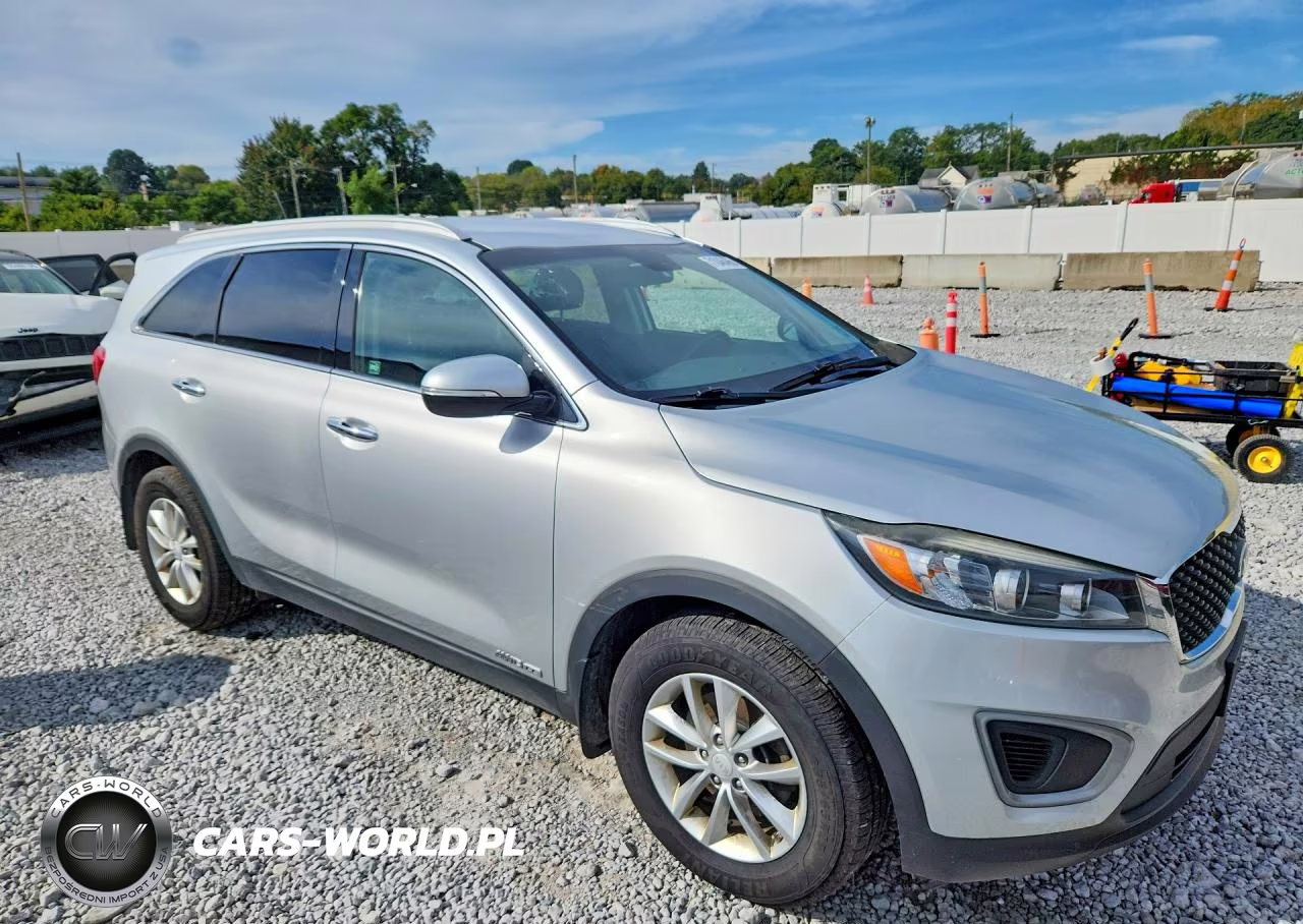 2018 Kia Sorento Lx V6 VIN:5XYPGDA52JG426084 - 4