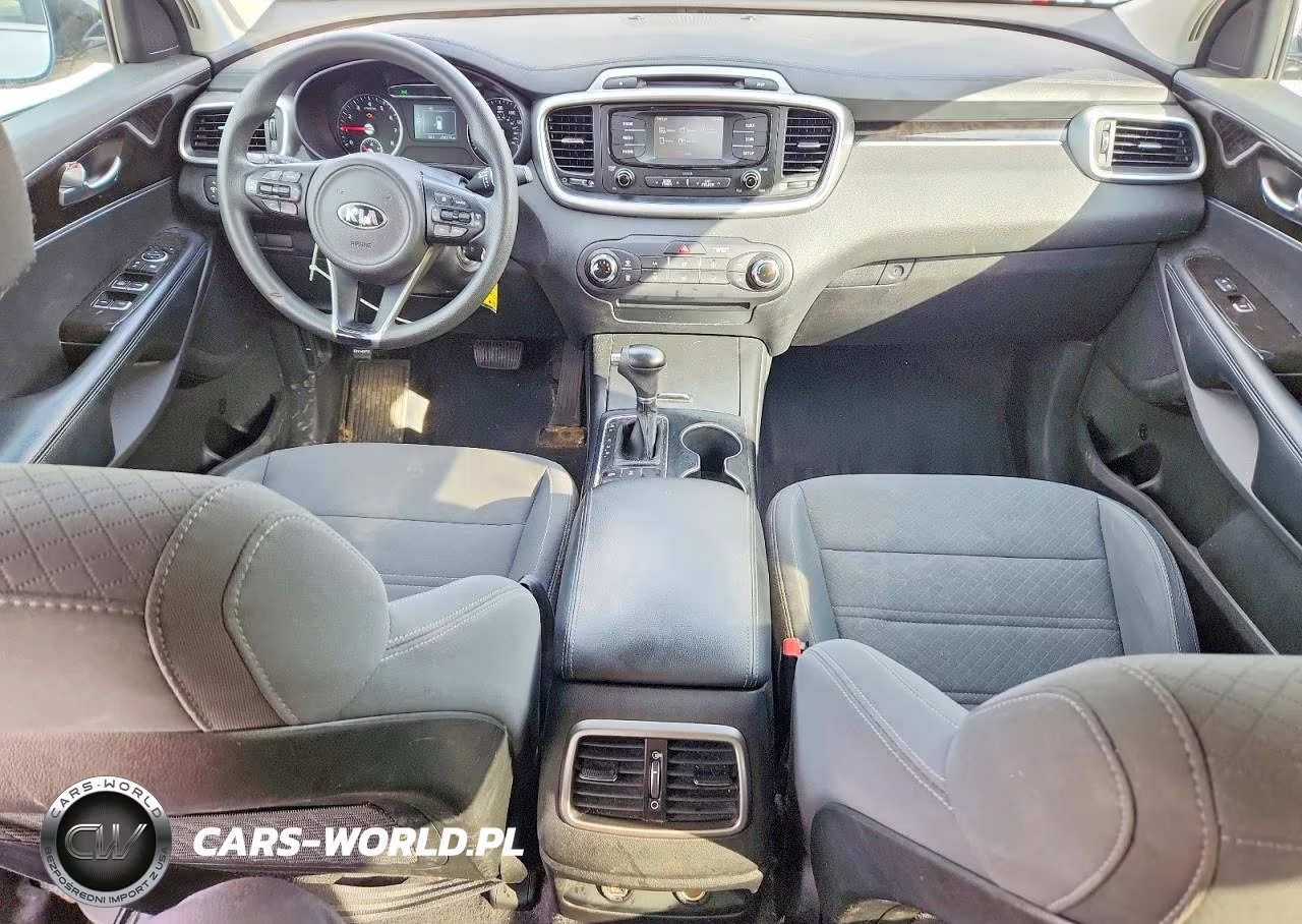 2018 Kia Sorento Lx V6 VIN:5XYPGDA52JG426084 - 8
