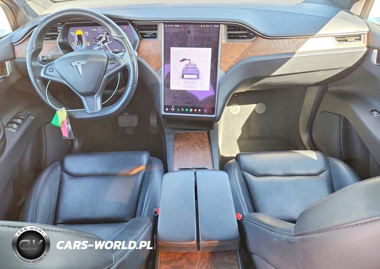 2020 Tesla Model X VIN:5YJXCAE2XLF233928 - 8