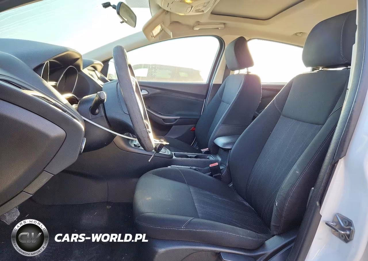 2017 Ford Focus Sel VIN:1FADP3M2XHL314247 - 7