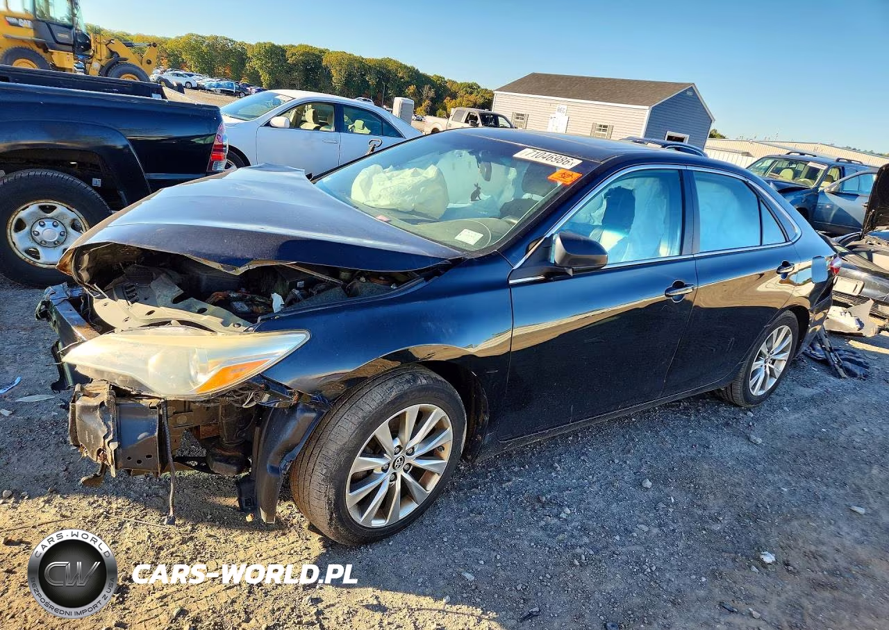 2015 Toyota Camry Xle – zdjęcie 1 z 12