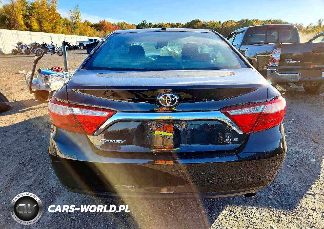 2015 Toyota Camry Xle VIN:4T1BF1FK9FU930319 - 6