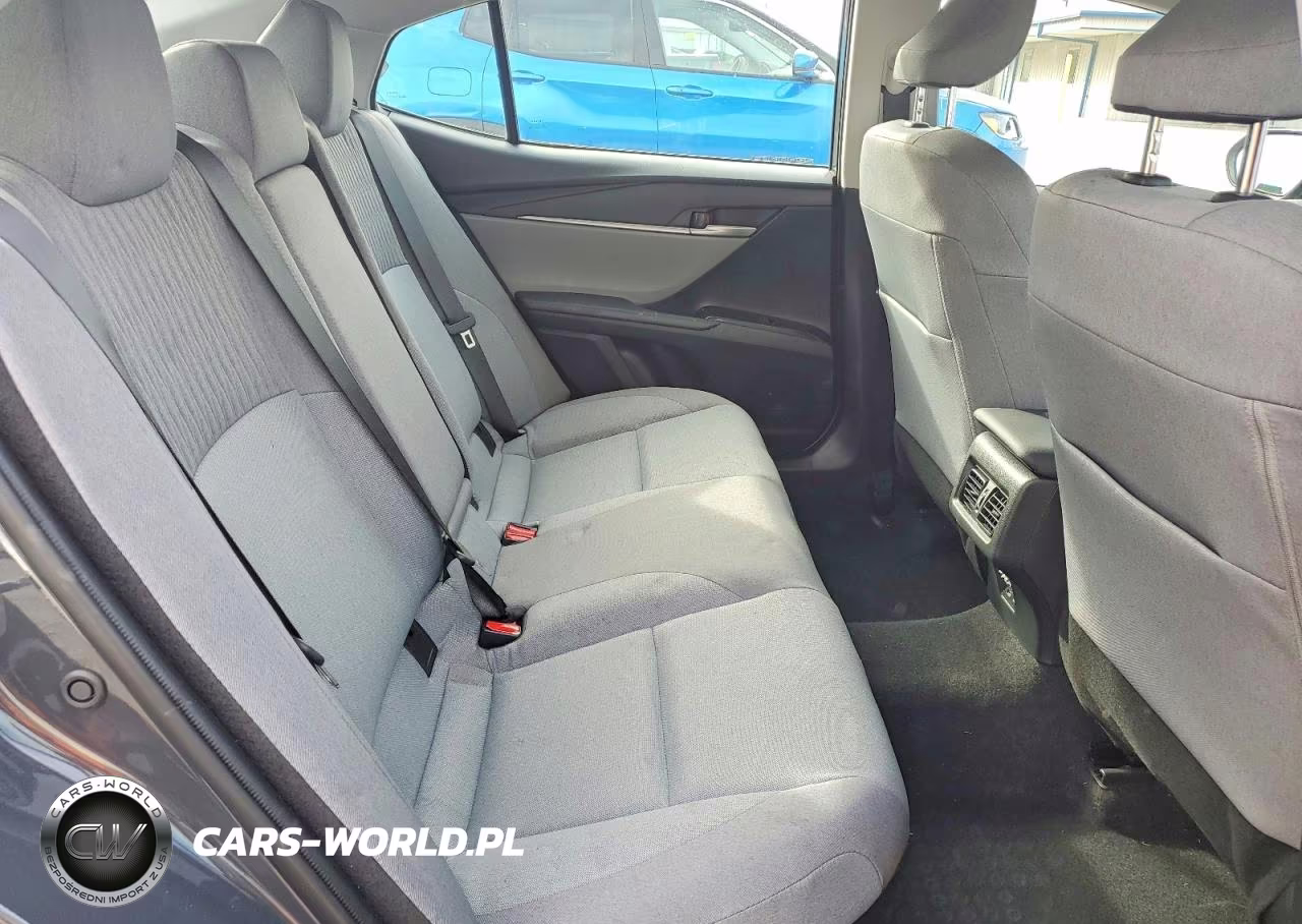 2025 Toyota Camry Le VIN:4T1DAACK5SU145950 - 10